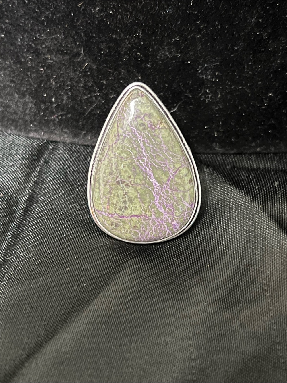Sterling silver  Teardrop  purple stichtite cabochon